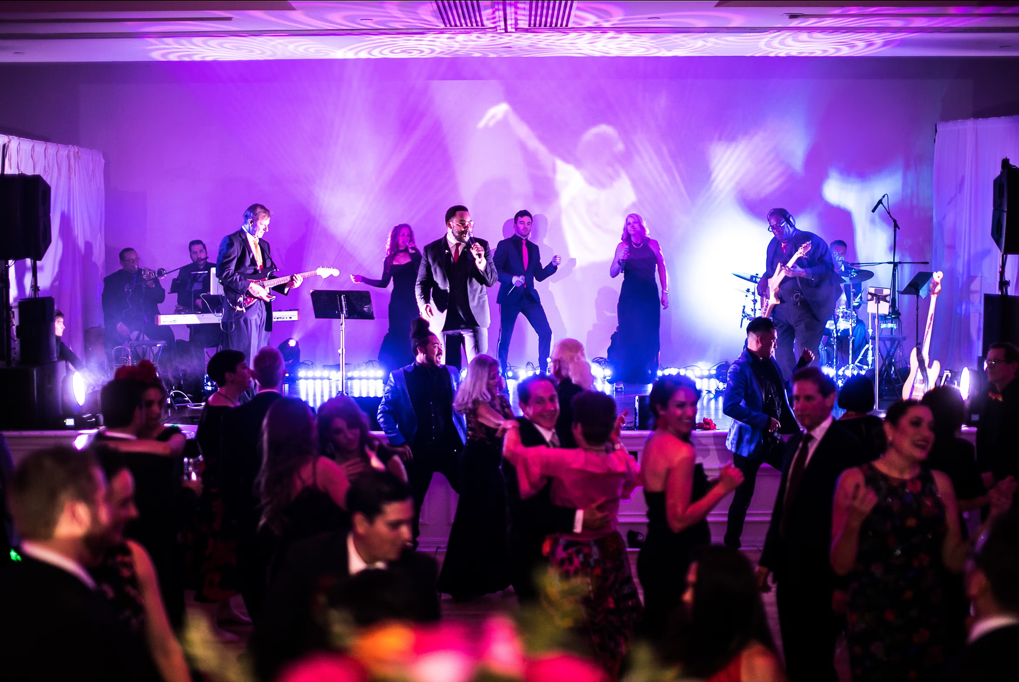 Memorable Corporate Event Entertainment for Conferences | Magician Peter